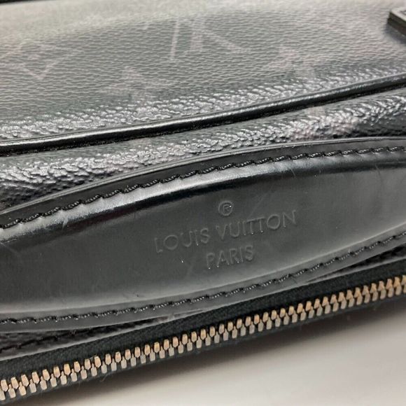 LOUIS VUITTON Monogram Eclipse Bumbag bodybag Black - Picture 3 of 8